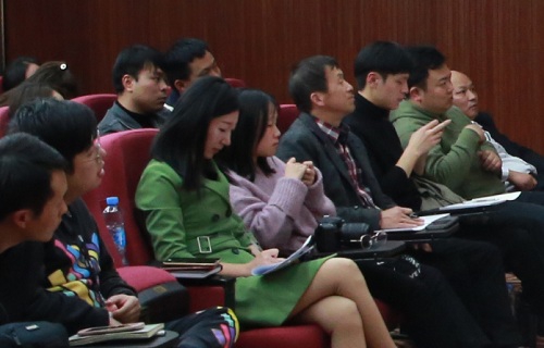 观众1.jpg 观众1.jpg